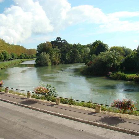 A La Belle Dame Nogent-sur-Seine Exterior foto